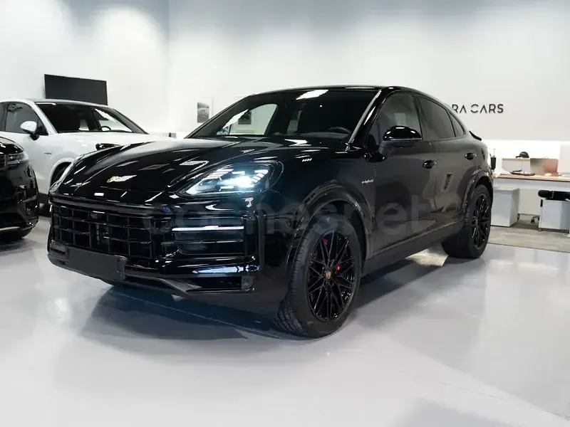 Usado Porsche Cayenne 519 CV (381 kW) 2024 Negro SUV