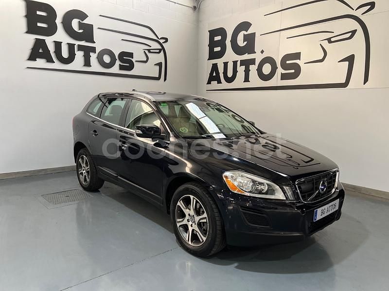 Negro Usado 2011 Volvo XC60 Summum SUV | 10.499 € (Precio justo) - Imagen 1/4