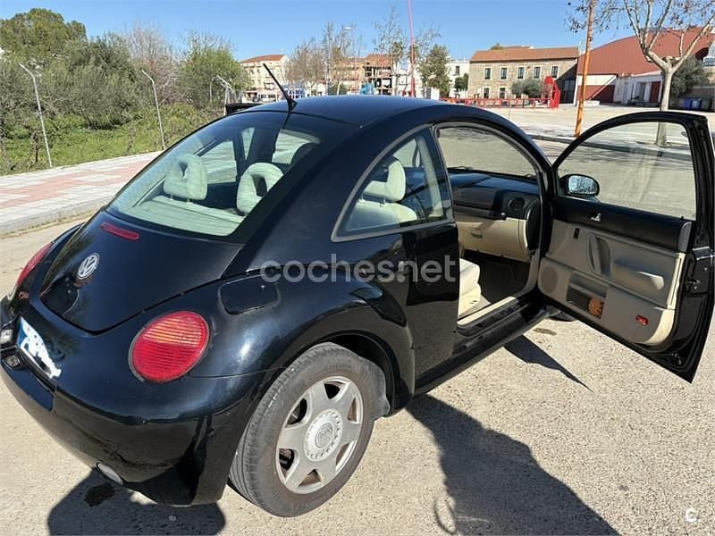 Occasion VW New Beetle 90 ch (66 kW) 2002 Noir Citadine