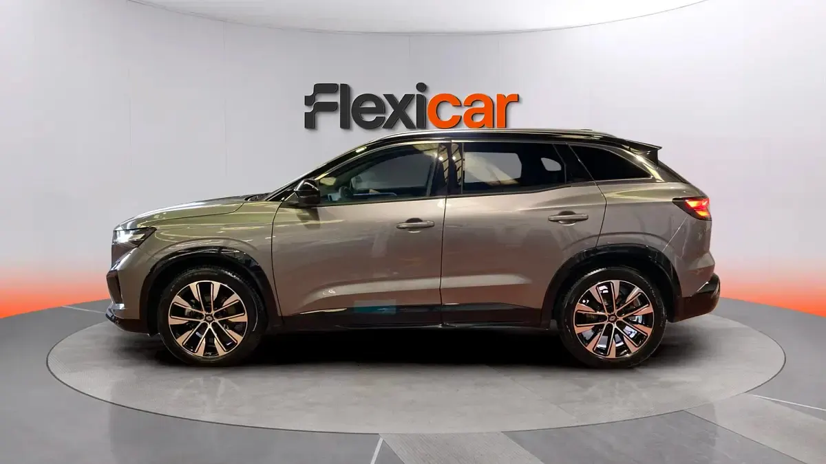 Usado Renault Austral Techno 200 CV (147 kW) 2025 Gris SUV