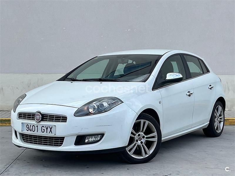 Usado Fiat Bravo Active 120 CV (88 kW) 2010 Blanco Utilitario