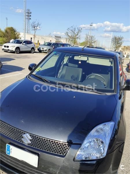 Negro Usado 2007 Suzuki Swift GL Berlina | 3700 € (Buen precio) - Imagen 1/4