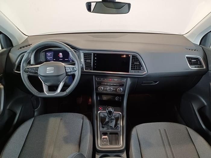 Usado Seat Ateca Style 115 HP (84 kW) 2025 Cinzento SUV
