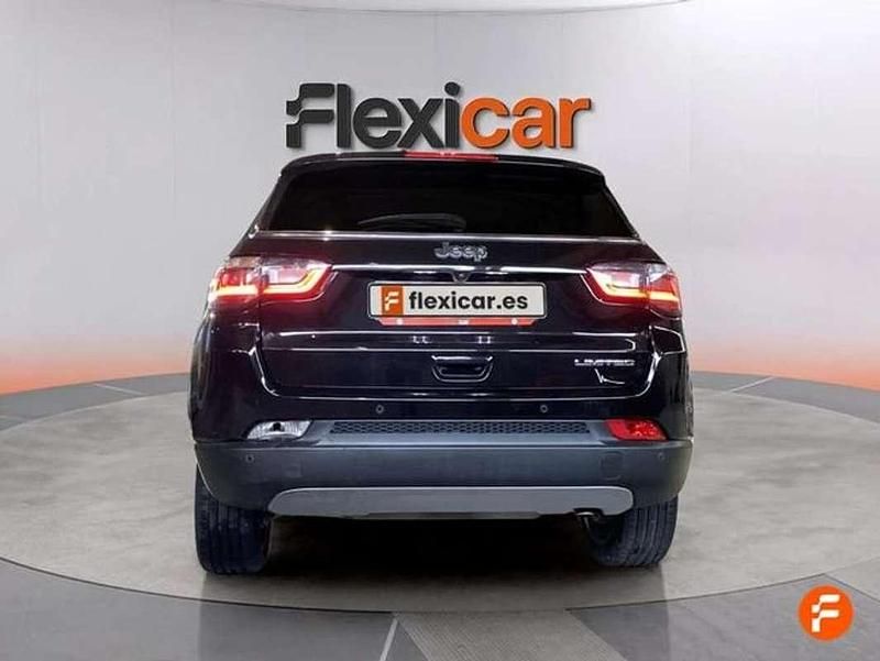 Usado Jeep Compass Limited 131 CV (96 kW) 2022 Negro SUV