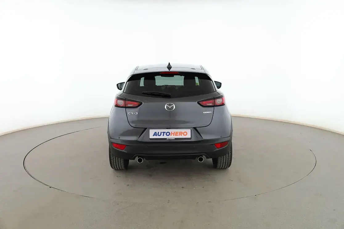 Usado Mazda CX-3 121 CV (88 kW) 2021 Negro SUV