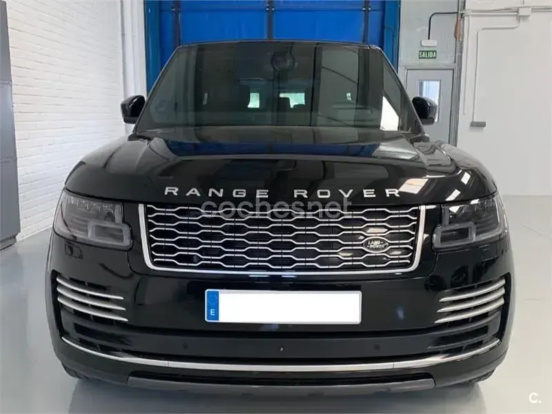 Usado Land Rover Range Rover Autobiography 404 CV (297 kW) 2021 Negro SUV