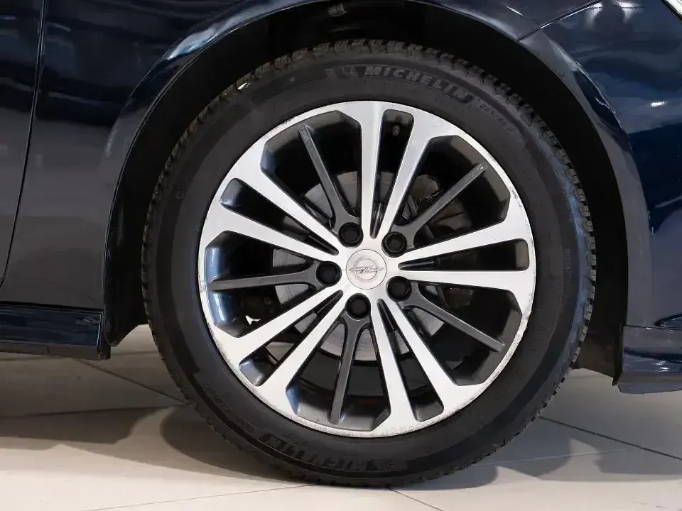 Usado Opel Insignia 165 CV (121 kW) 2018 Azul Berlina