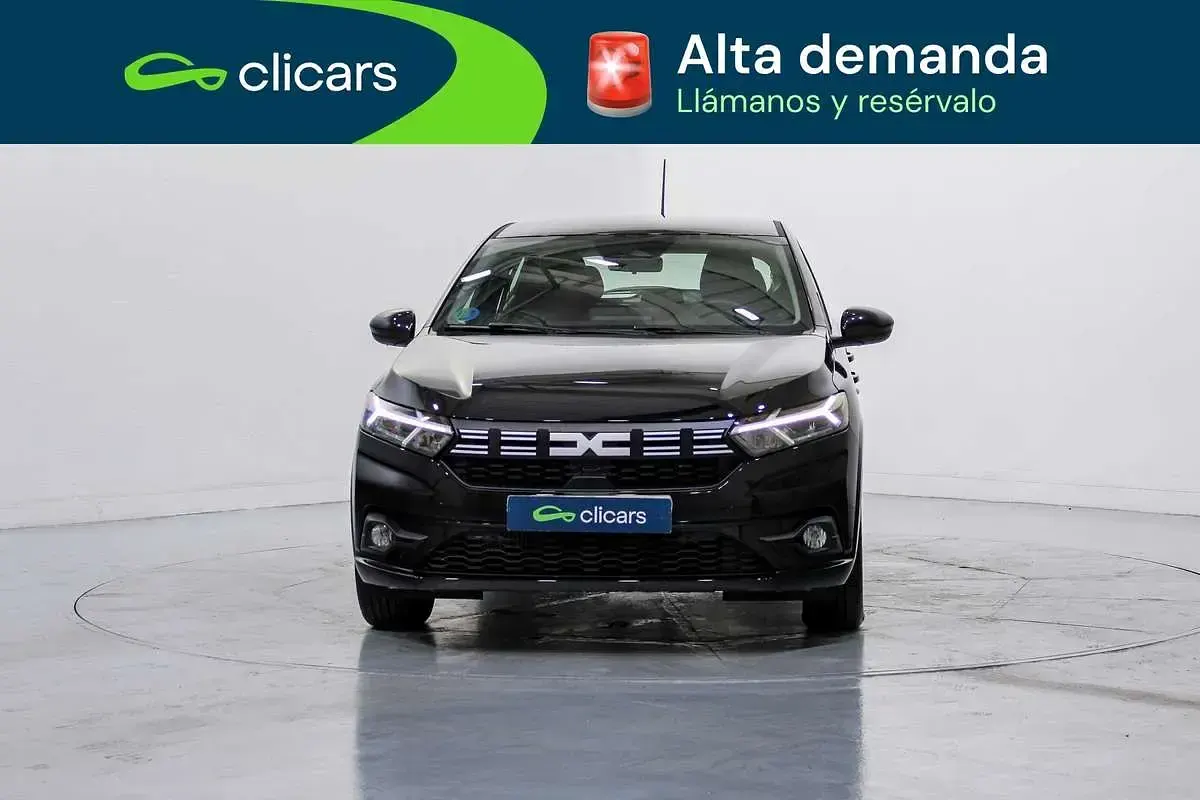 Usado Dacia Sandero Expression 101 CV (74 kW) 2024 Negro Utilitario