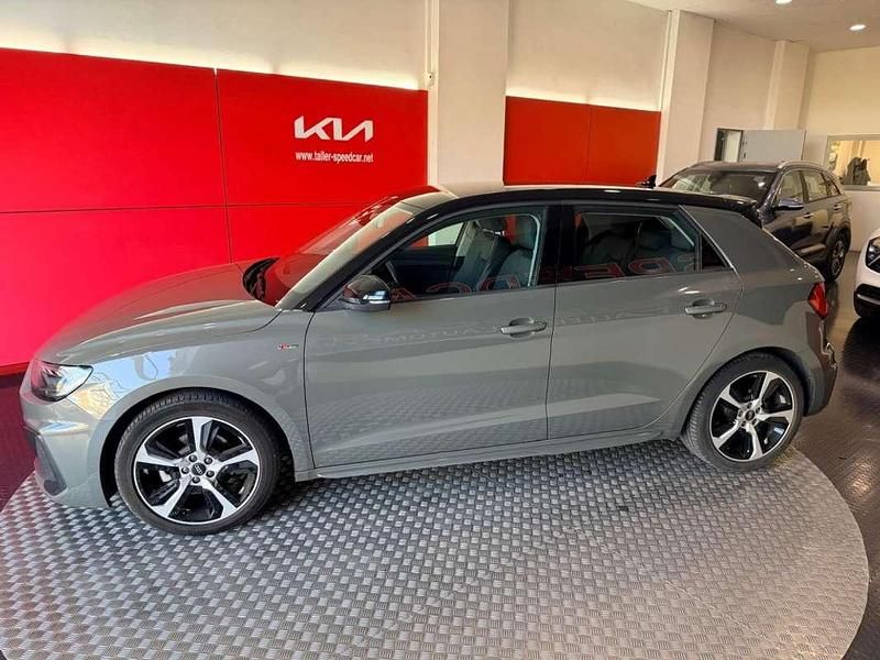 Usado Audi A1 Sportback 110 CV (80 kW) 2021 Gris Utilitario