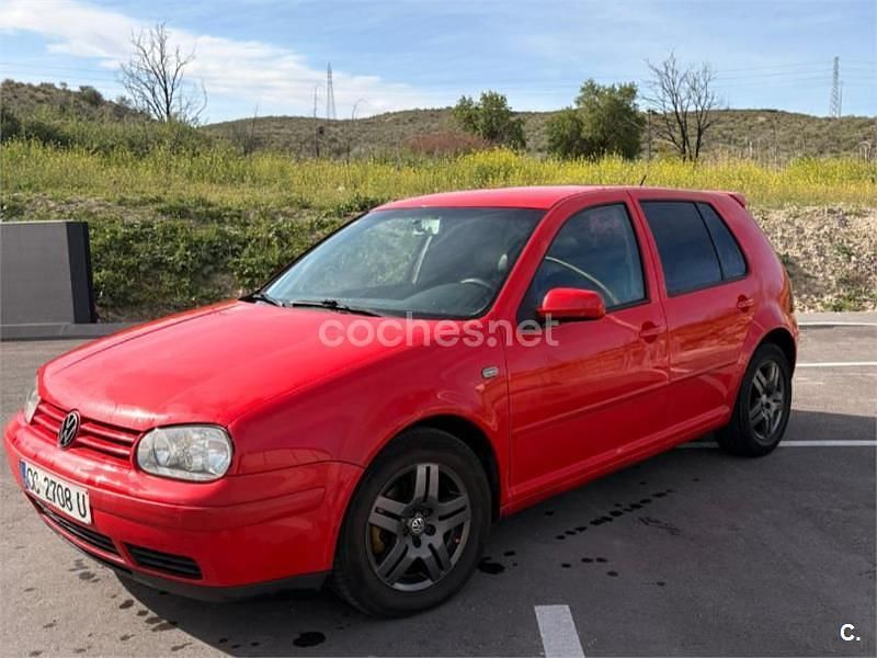 Usado VW Golf IV Highline 115 CV (84 kW) 2000 Rojo Berlina