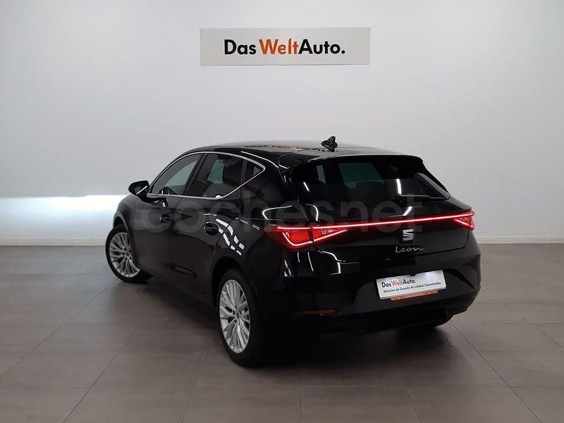 Usado Seat Leon XCELLENCE 150 CV (110 kW) 2022 Negro Berlina