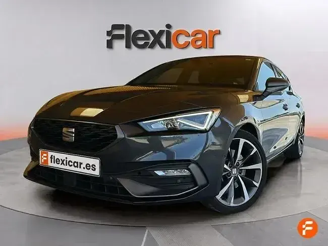 Usado Seat Leon FR 150 CV (110 kW) 2021 Gris