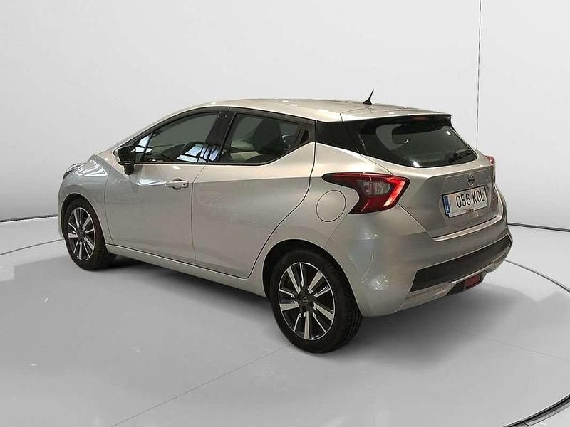 Usado Nissan Micra S 90 CV (66 kW) 2017 Gris Utilitario