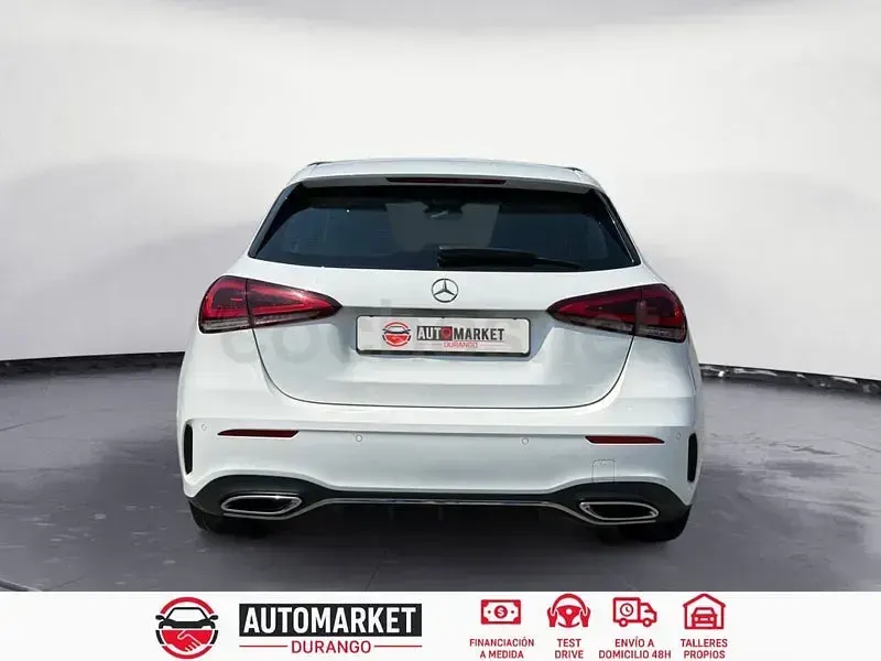 Usado Mercedes A180 116 CV (85 kW) 2020 Blanco Berlina