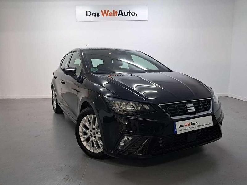 Negro Usado 2024 Seat Ibiza FR Utilitario | 18.990 € (Un poco caro) - Imagen 1/4
