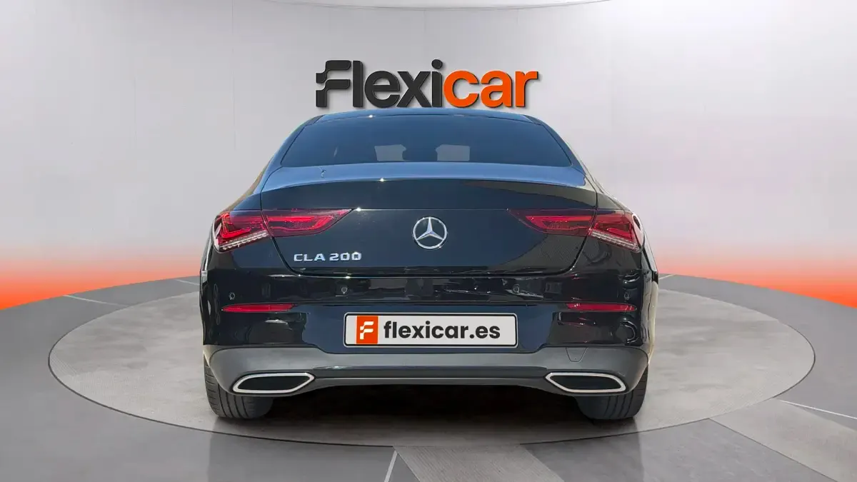 Usado Mercedes CLA200 163 CV (119 kW) 2020 Negro Coupe