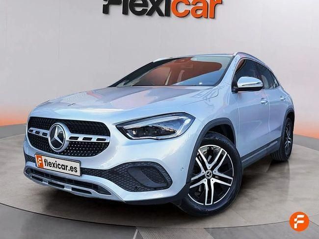 Usado Mercedes GLA200 163 CV (119 kW) 2021 Gris SUV