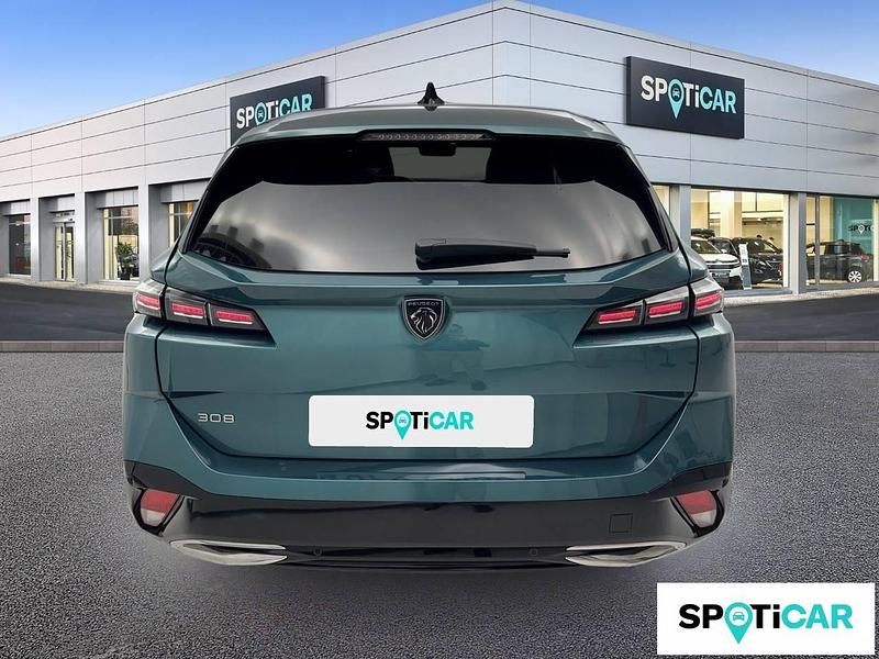 Usado Peugeot 308 SW Allure 130 CV (95 kW) 2024 Verde Familiar