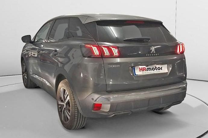 Usado Peugeot 3008 Allure 131 CV (96 kW) 2022