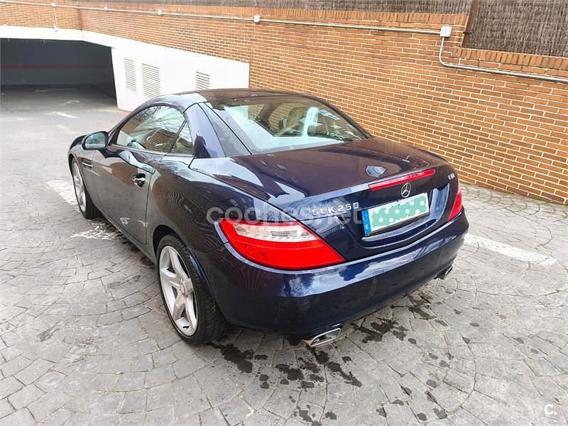 Usado Mercedes SLK250 204 CV (150 kW) 2012 Azul Descapotable
