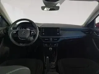 Usado Skoda Scala 110 CV (80 kW) 2022 Rojo Utilitario