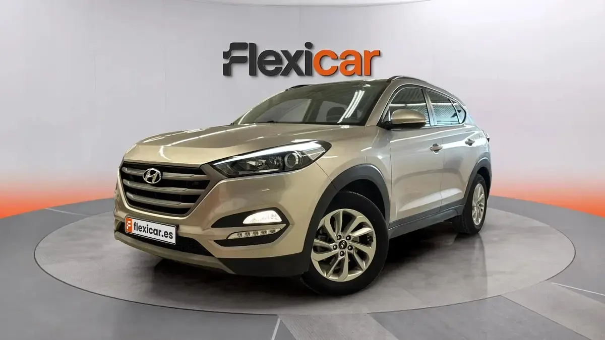 Usado Hyundai Tucson 116 CV (85 kW) 2018 Gris SUV