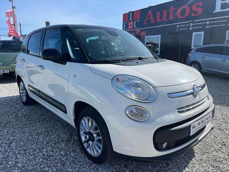 Blanco Usado 2014 Fiat 500L Trekking Monovolumen | 9999 € (Caro) - Imagen 1/4