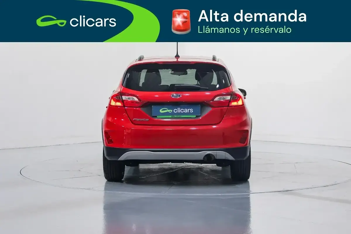 Usado Ford Fiesta Active 100 CV (73 kW) 2019 Rojo Utilitario