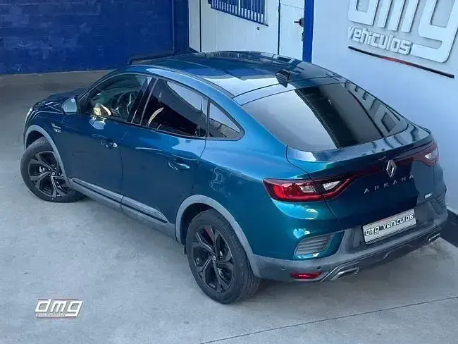 Usado Renault Arkana RS Line 145 CV (106 kW) 2022 Azul SUV