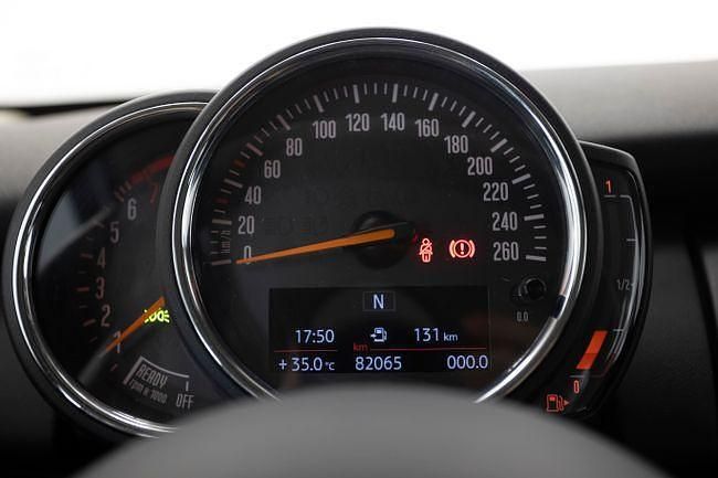 Usado Mini ONE 102 CV (75 kW) 2020 Rojo Utilitario