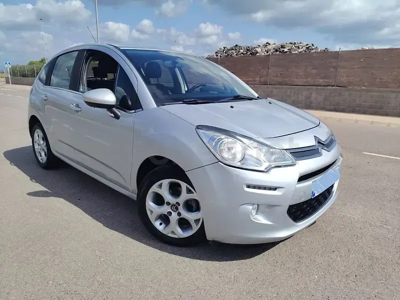 Usado Citroën C3 Live 82 CV (60 kW) 2016 Gris / plata Berlina
