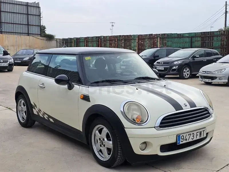 Usado Mini ONE 95 CV (69 kW) 2007 Beige Utilitario