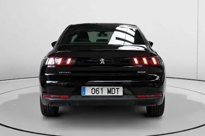 Usado Peugeot 508 Active 130 CV (95 kW) 2023