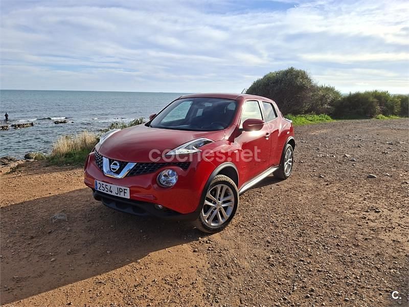 Usado Nissan Juke Visia 110 CV (80 kW) 2016 Rojo SUV