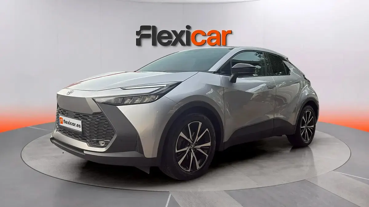 Usado Toyota C-HR Active 140 CV (102 kW) 2024 Gris SUV