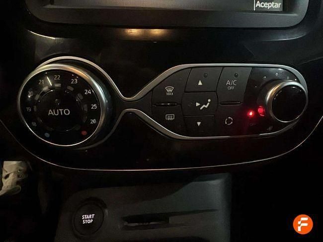 Usado Renault Captur Zen 130 HP (95 kW) 2019 Bege SUV