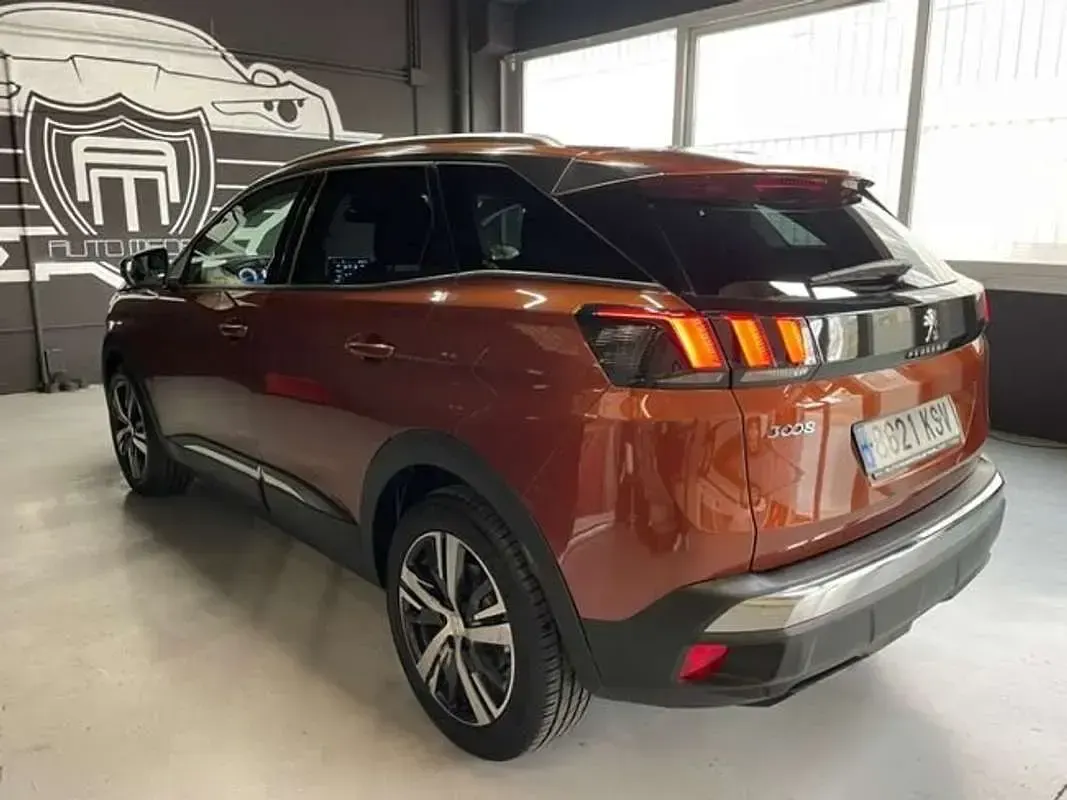Occasion Peugeot 3008 Allure 131 ch (96 kW) 2019 Orange SUV