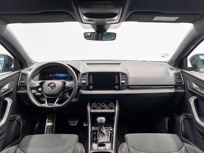 Usado Skoda Karoq SportLine 150 CV (110 kW) 2024 Gris SUV
