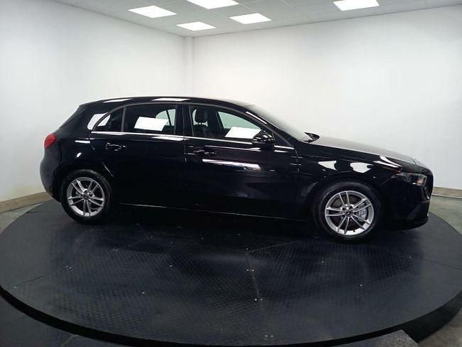 Usado Mercedes A200 Business 165 CV (121 kW) 2018 Negro Berlina
