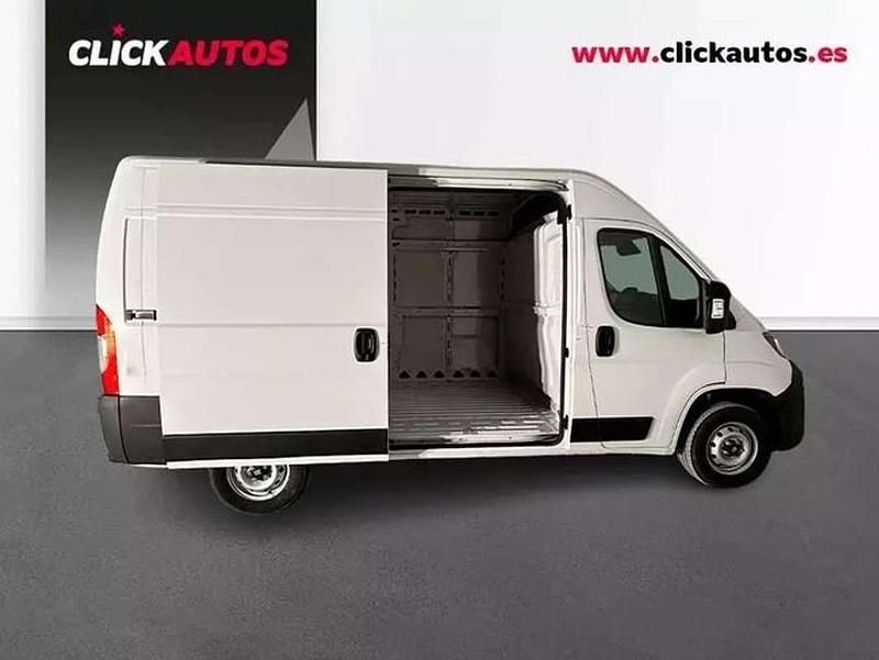 Usado Fiat Ducato 140 CV (102 kW) 2024 Blanco Van