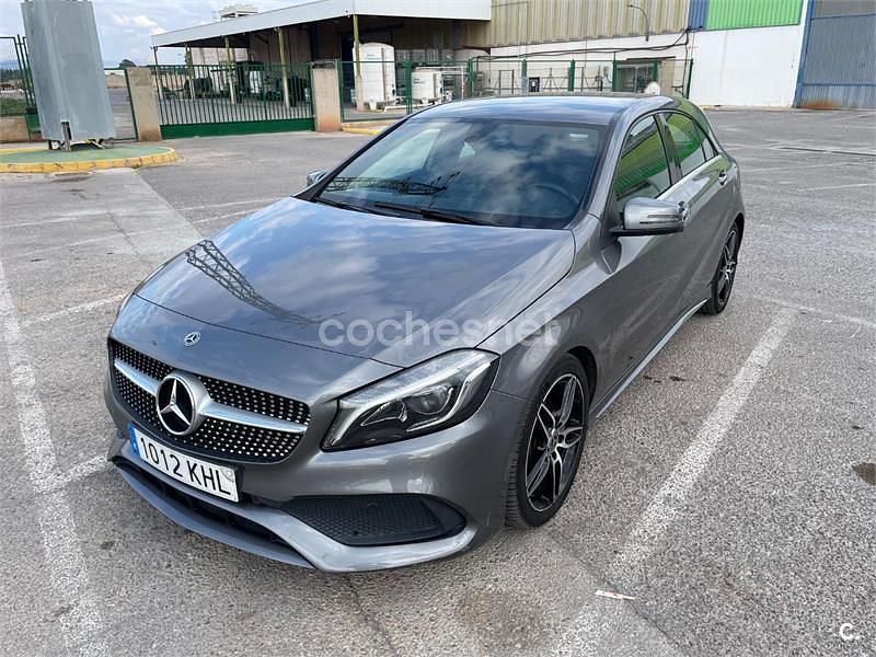 Usado Mercedes A200 136 CV (100 kW) 2018 Gris / plata Berlina