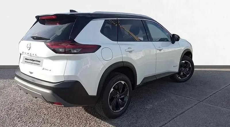 Usado Nissan X-Trail N-Connecta 214 CV (157 kW) 2025 Lunar white galaxy black metalizado SUV