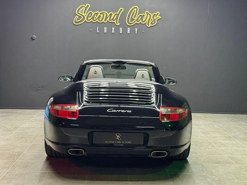 Usado Porsche 911 Carrera 325 CV (239 kW) 2005 Negro Descapotable