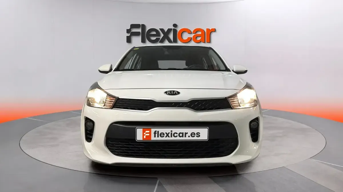 Occasion Kia Rio 84 PK (61 kW) 2018 Wit Sedan