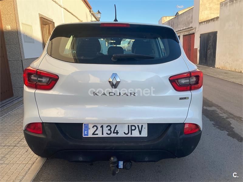 Usado Renault Kadjar Zen 110 CV (80 kW) 2016 Blanco SUV