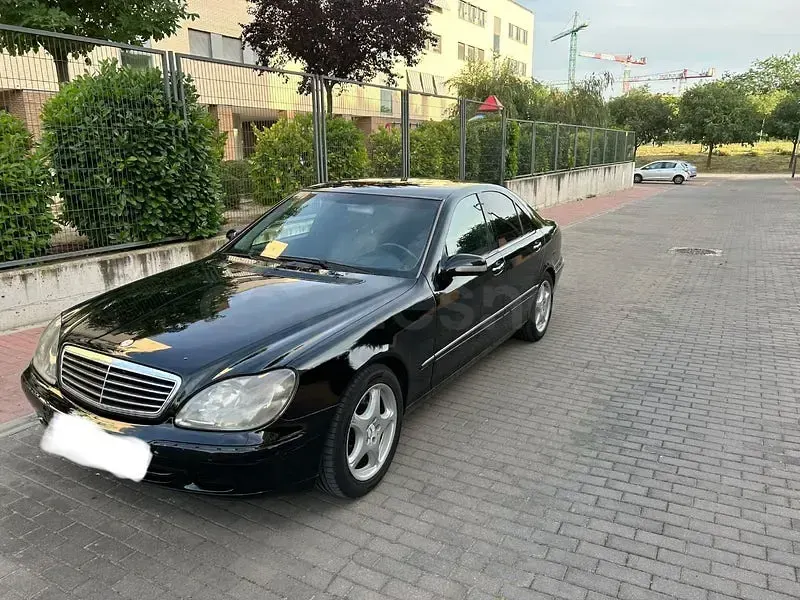 Usado Mercedes S320 224 CV (164 kW) 2002 Negro Berlina
