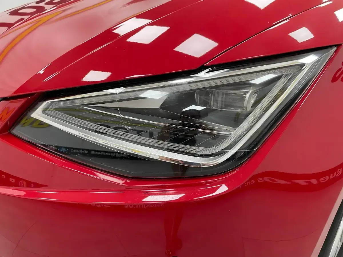 Usado Seat Ibiza Style 115 CV (84 kW) 2024 Rojo Utilitario