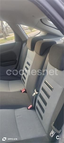 Usado Ford Focus Trend 109 CV (80 kW) 2009 Azul Familiar