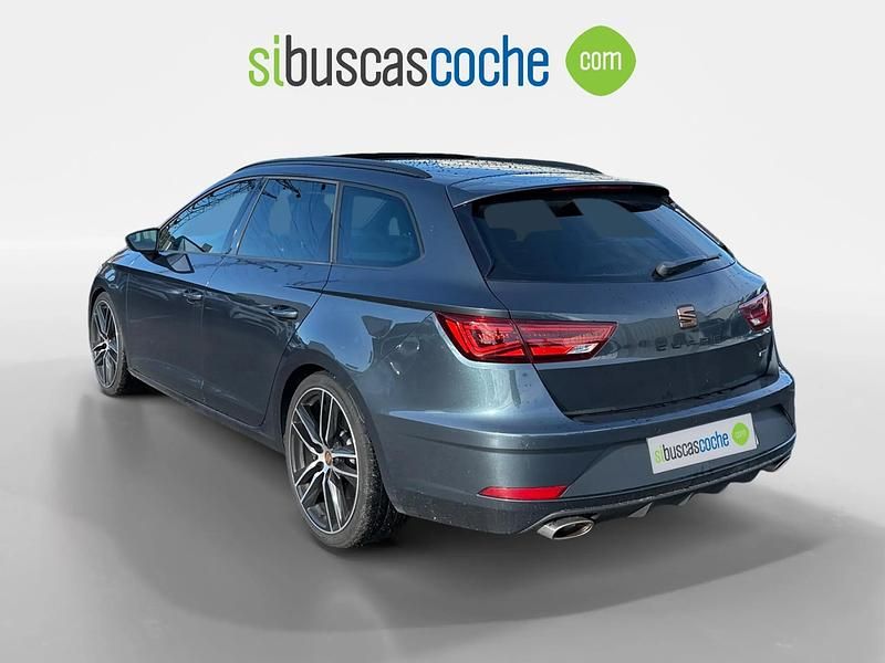 Usado Seat Leon CUPRA 290 CV (213 kW) 2020 Gris/plata