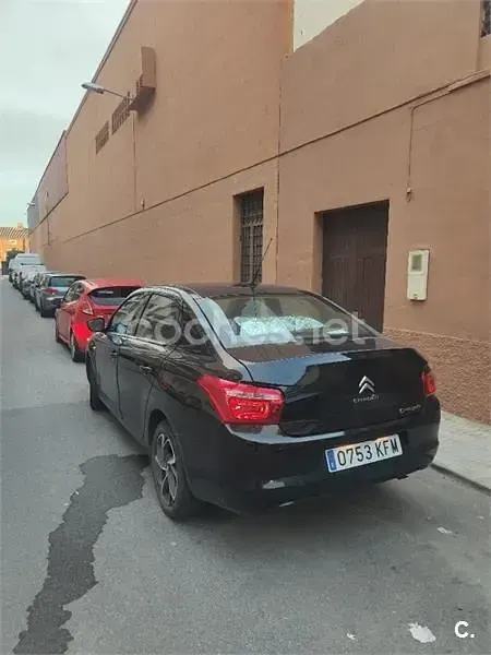 Usado Citroën C-Elysee I PureTech 82 CV (60 kW) 2017 Negro Berlina